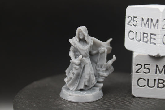 Cultist Hooded Priest Cleric Jagged Sword 32mm Miniature Dnd Skirmish