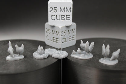Farm Chicken Rooster Hen Chicks Set of 4 28mm 32mm Miniature Dnd Skirmish