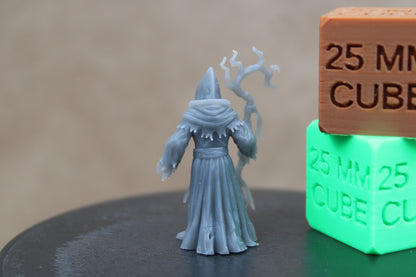 Hooded Blind Necromancer Sorcerer Wizard Miniature Dnd RPG wargame skirmish 32mm