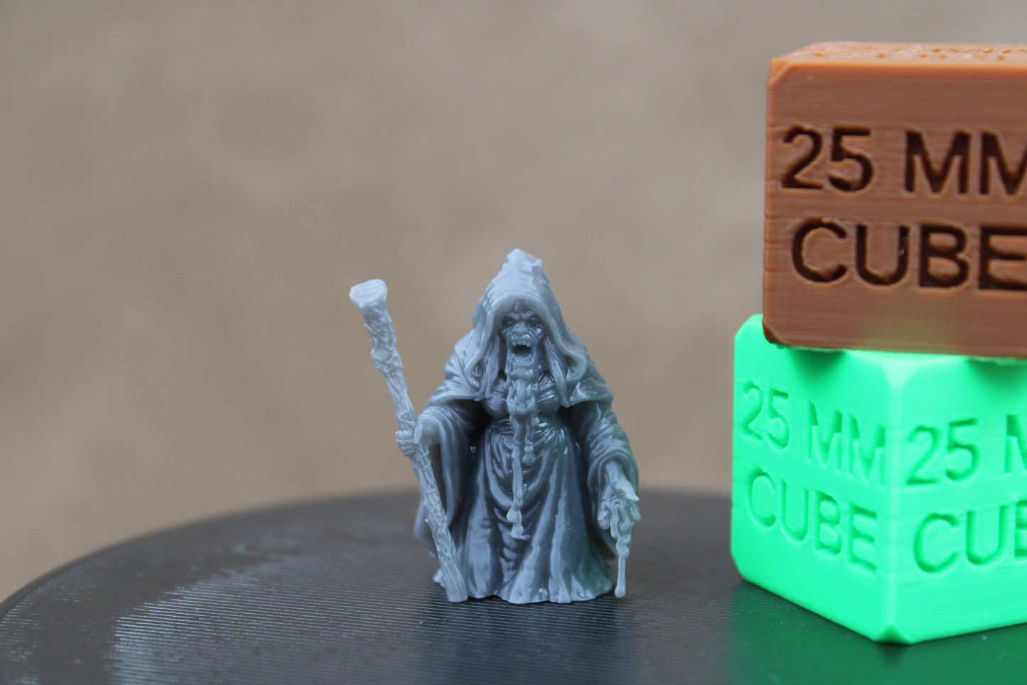 Slime Ooze Possessed Female Sorceress Wizard Miniature Dnd RPG wargame skirmish 32mm