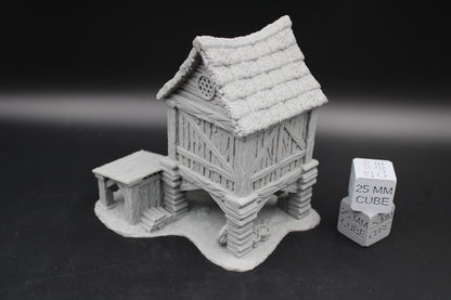 Tabletop Terrain Granary Grain Storage Barn Thatch Roof Dnd RPG wargame skirmish 28-32mm