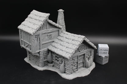 Tabletop Terrain Wizard Cottage Clerestory Windows Thatch Roof Dnd RPG wargame skirmish 28-32mm